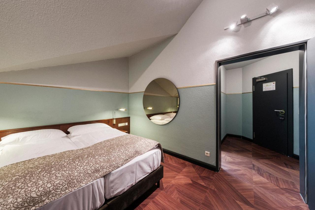 Hotel Haus Duden Везель Экстерьер фото